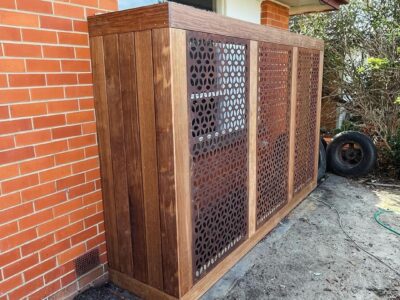 Merbau Screen - Rust Feature Project - Edithvale VIC